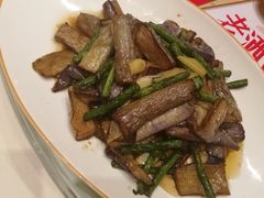 茄子焖豆角-老酒川菜坊(中山西路店)