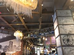 -玛格萝妮(汇智国际商业中心店)
