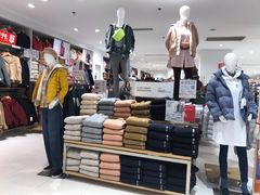 -优衣库(重庆星光时代广场店)