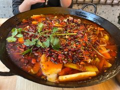 -鸿顺老铁锅美蛙鱼府(解放碑店)