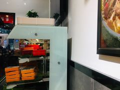 -极有家小鱼小鸡石锅煲(佳兆业店)