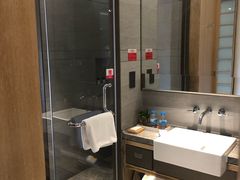 -大连金石滩绿发温泉假日酒店