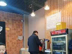-陇上全荟兰州传统牛肉面(延吉路店)