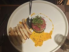 牛肉塔塔配牛油果黑橄榄酱-Solo(衡山路店)