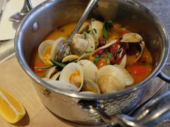 贵州酸汤海鲜-SHADOWS•Bistro&Eatery(安福路店)