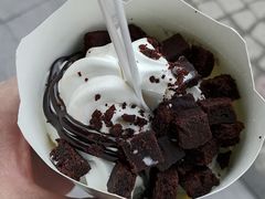 经典布朗尼风味麦旋风-麦当劳(中山路店)