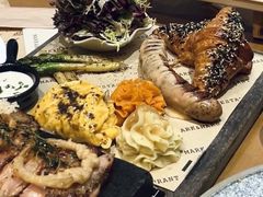 -Mark&Mars Restaurant