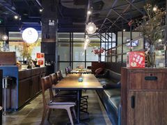 -Carbon莫卡哆·意大利复古集市餐厅(杭州大厦店)
