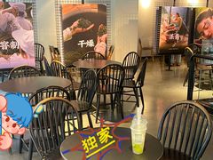 等位区-喜茶(广州北京路惠福东店)