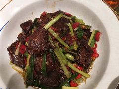 -洞庭土菜小炒馆(易发广场店)
