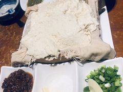 -95号酱骨·一块豆腐(展春园西路店)