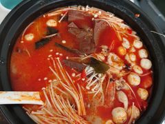 糟粕醋海鲜锅-香香海南菜餐厅