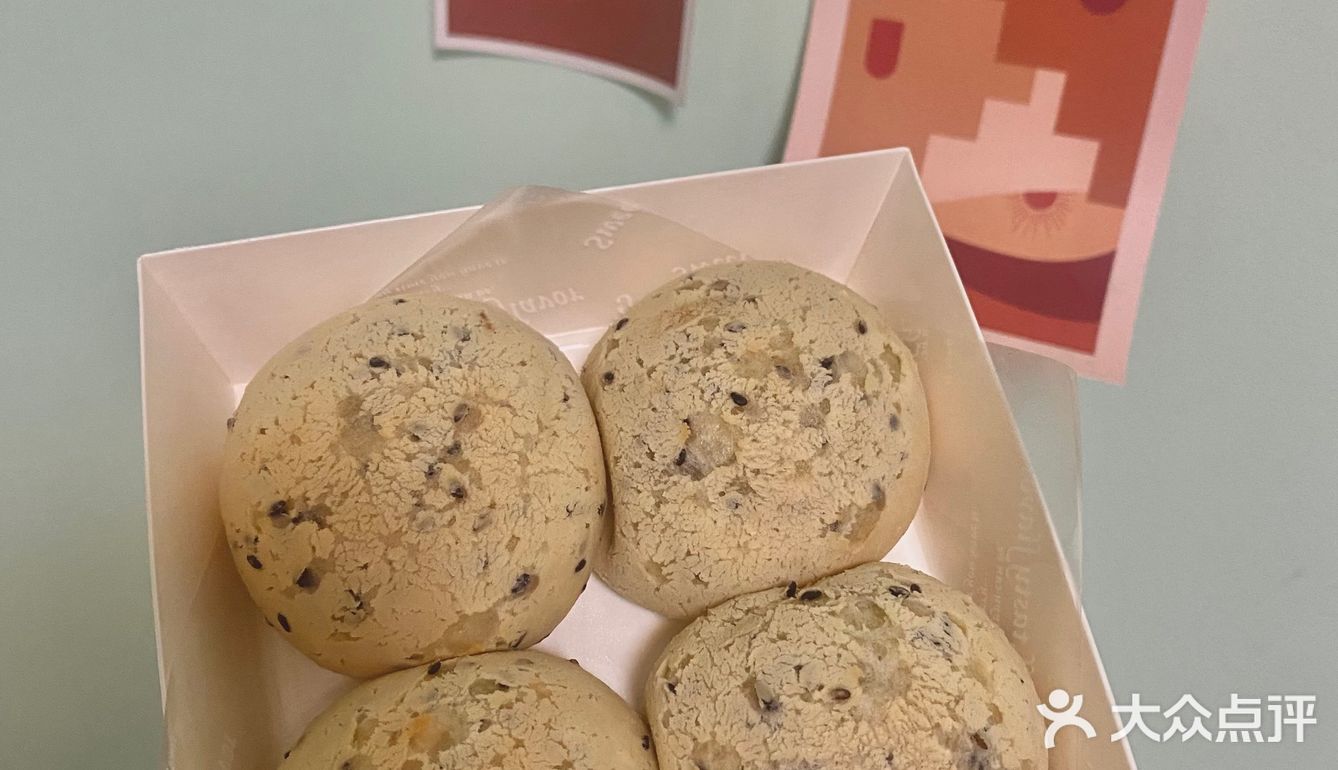 新塘也有了！冲天草莓塔🍓你是我的神[加油]