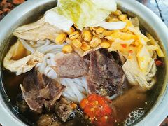 -花溪牛肉粉(八鸽岩店)