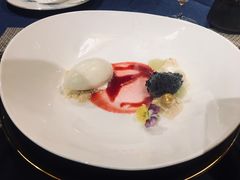 花椒冰淇淋配黑芝麻糕-鱼桥巷·美学川菜