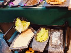 上品肥牛-哥老官重庆美蛙鱼头(宝山龙湖店)