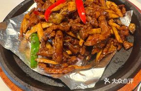 Double Mushroom Stir-Fried Beef