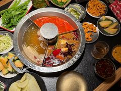 -晓宇重庆火锅(西安荟聚店)