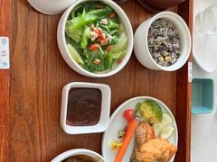 -雪梅月子中心(华侨城店)