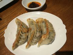 新疆风味牛肉煎饺-巴扎美食·新疆菜·西域歌舞表演餐厅(新疆大厦店)