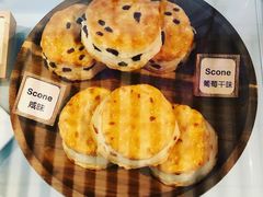 -SKROLL卡特司库·蛋糕定制·生吐司·司康(古北程家桥店)