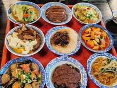-蓝田九大碗民俗食府(蓝田店)