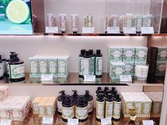 -国药中服免税(北京坊店)