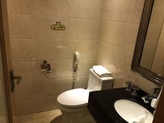 -华雅·云缦酒店(岳阳楼区火车站店)