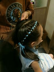 -苑苑发型设计