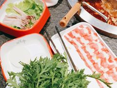 -醉董牛川派鲜肉自选火锅(烟台店)