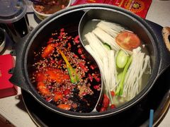 -钢管厂五区小郡肝串串香(滨江店)