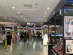 -利客来李村购物中心