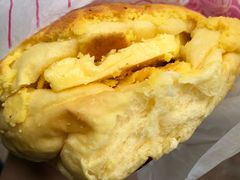 菠萝油-金狮饼店(关闸马路店)