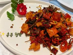 -箱美术馆私房菜(水晶郦城店)
