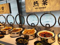 -魁牛·潮汕牛肉自助火锅(沈辽路万达店)