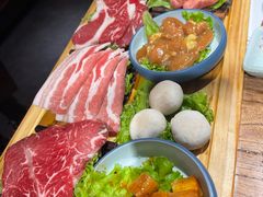 -明洞阿姨·韩式酱蟹烤肉·创意料理(三元桥店)