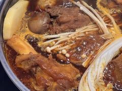 -运气牛自助酱大骨火锅(南京东路店)