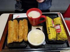 早餐咸蛋黄爆有料饭团-永和大王(龙德广场店)