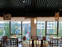 -大城小院饭店(博隆广场虹桥店)