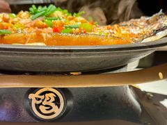 -鸣记脆皮烤鱼·海鲜烤鱼(三八广场店)