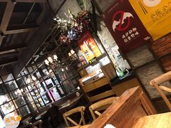 -玛格萝妮(汇智国际商业中心店)