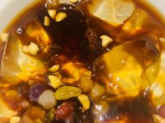 -渝是乎酸菜鱼·川渝小炒(新世界百货望京店)