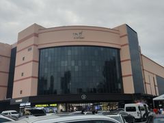 -胖东来生活广场(健康路店)