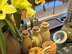 -银米·云南传统过桥米线(双廊黑金冠店)