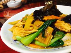 -窄巷子陕菜馆·地道陕西菜(粉巷店)