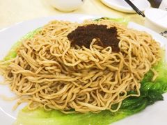 -三辣馆