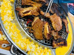 -青瓦炭韩潮烤肉(花园道店)