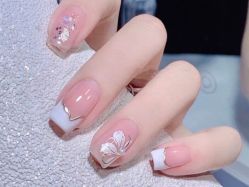 -悦指间美甲美睫