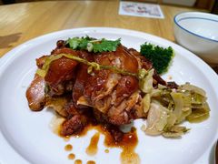 酱肉糯猪手拼四点金-潮巷·老潮汕美食集市(欢乐港湾店)