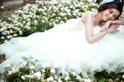 -易摄影婚纱摄影工作室